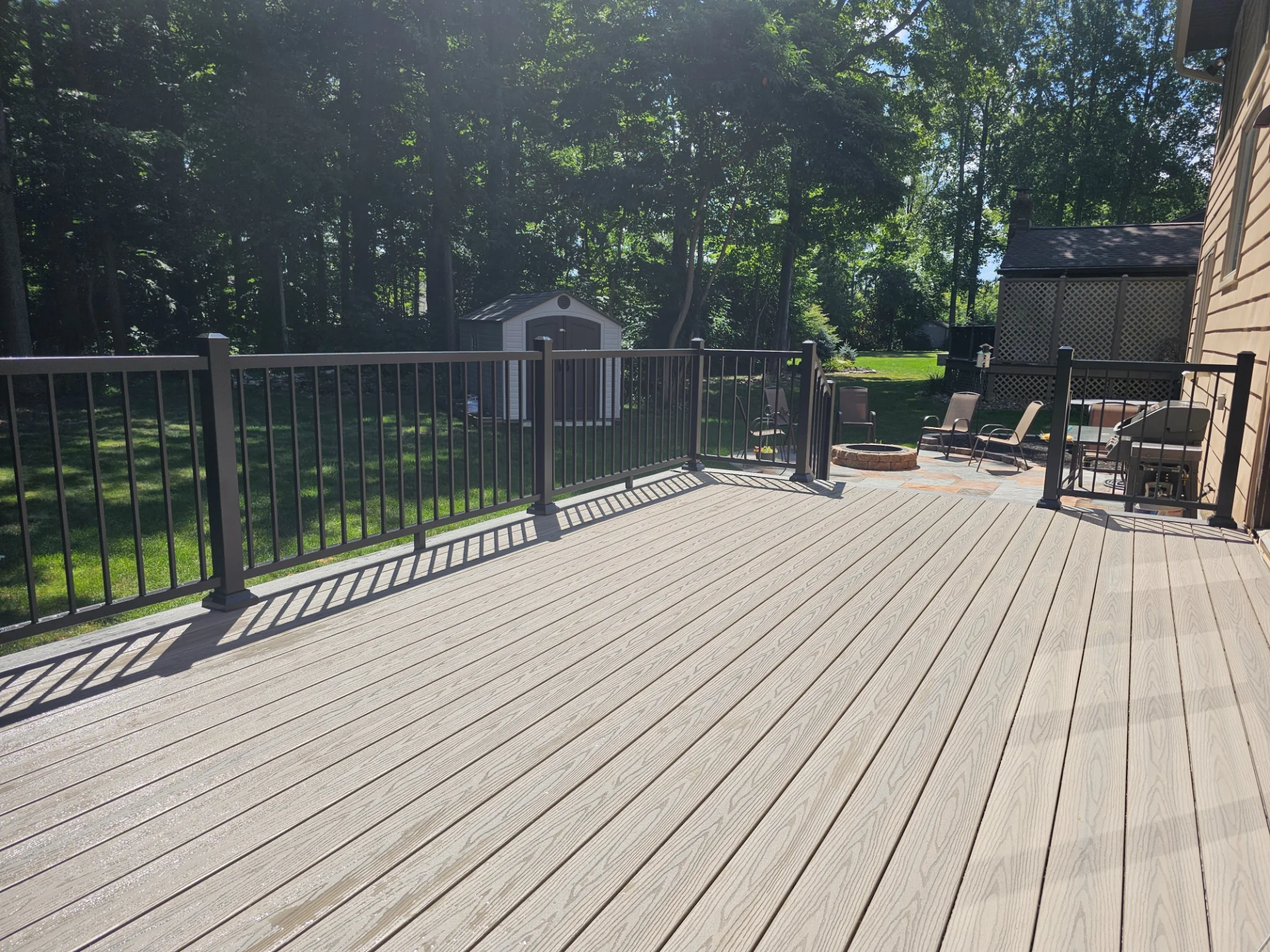 We specialize in various Deck Styles to complement your home and lifestyle​